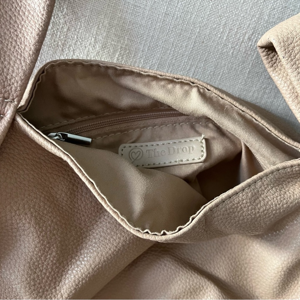 Amazon The Drop Loop Handle Handbag - image 2